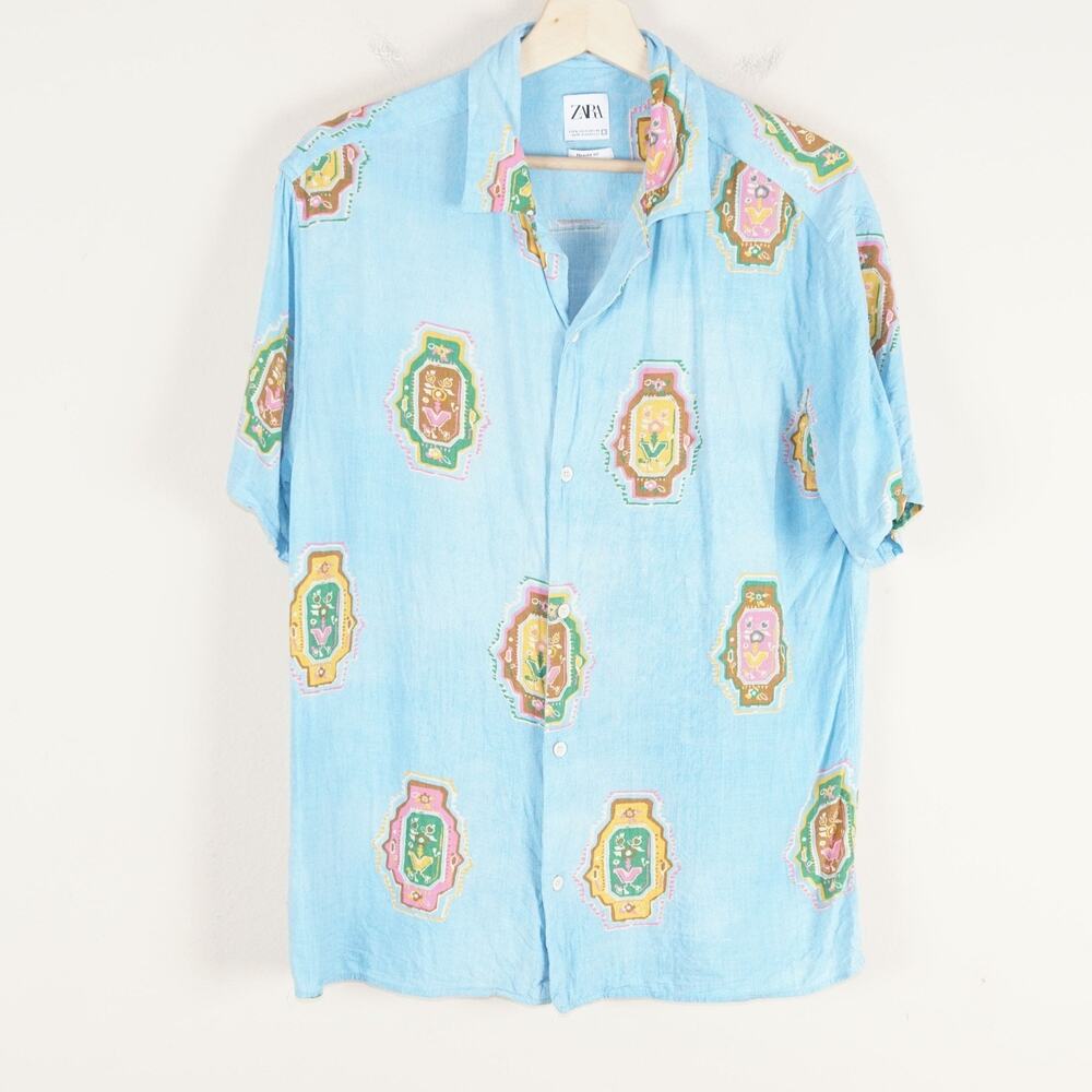 Zara Colorful Print Relaxed Fit Short SLeeve Blue Textured Button Shirt Sz L